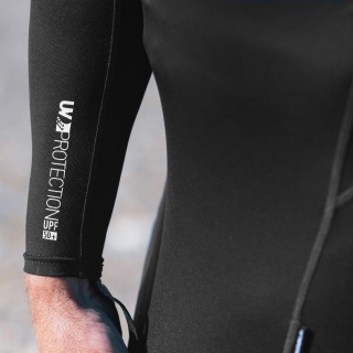 Rashguard A Maniche Lunghe Gul 2026 - Nero Rg0339