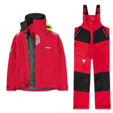 Musto Br2 Giacca Offshore E Pacchetto Pantaloni - Rosso / Rosso Musto Br2 Giacca Offshore E Pacchetto Pantaloni - Rosso / Rosso